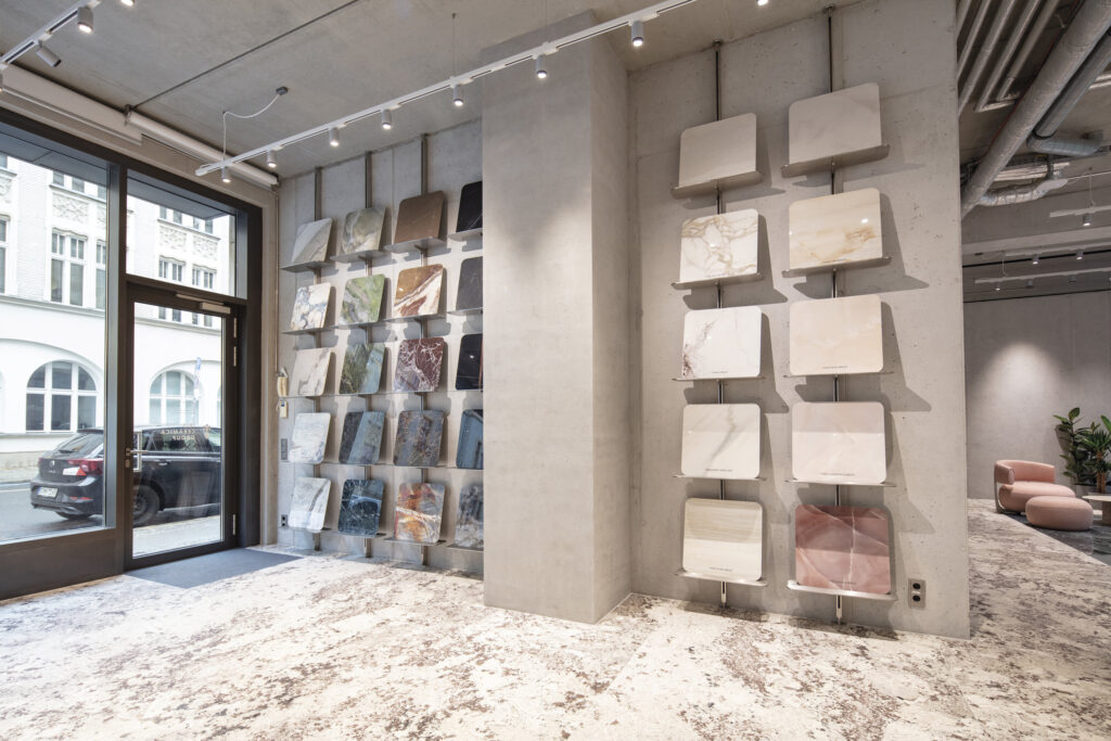 icg-showroom_gallery-berlin-de-2024-ref1_part4-reception_icg_gallery